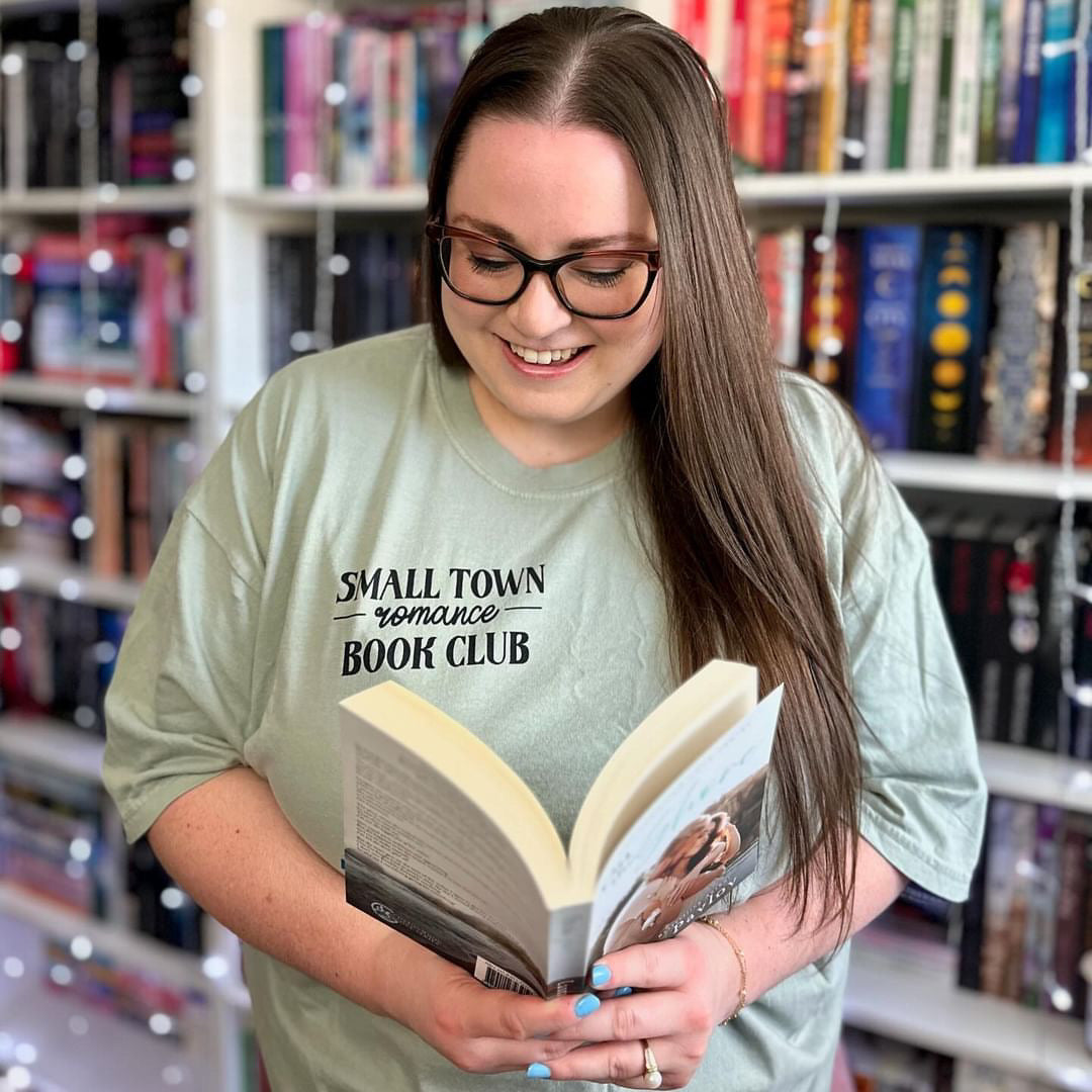 Small Town Romance Book Club heavyweight t-shirt