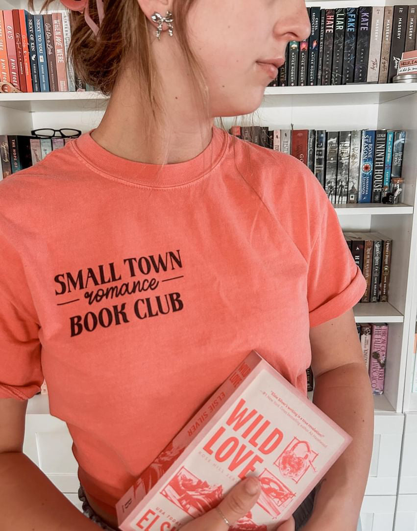 Small Town Romance Book Club heavyweight t-shirt