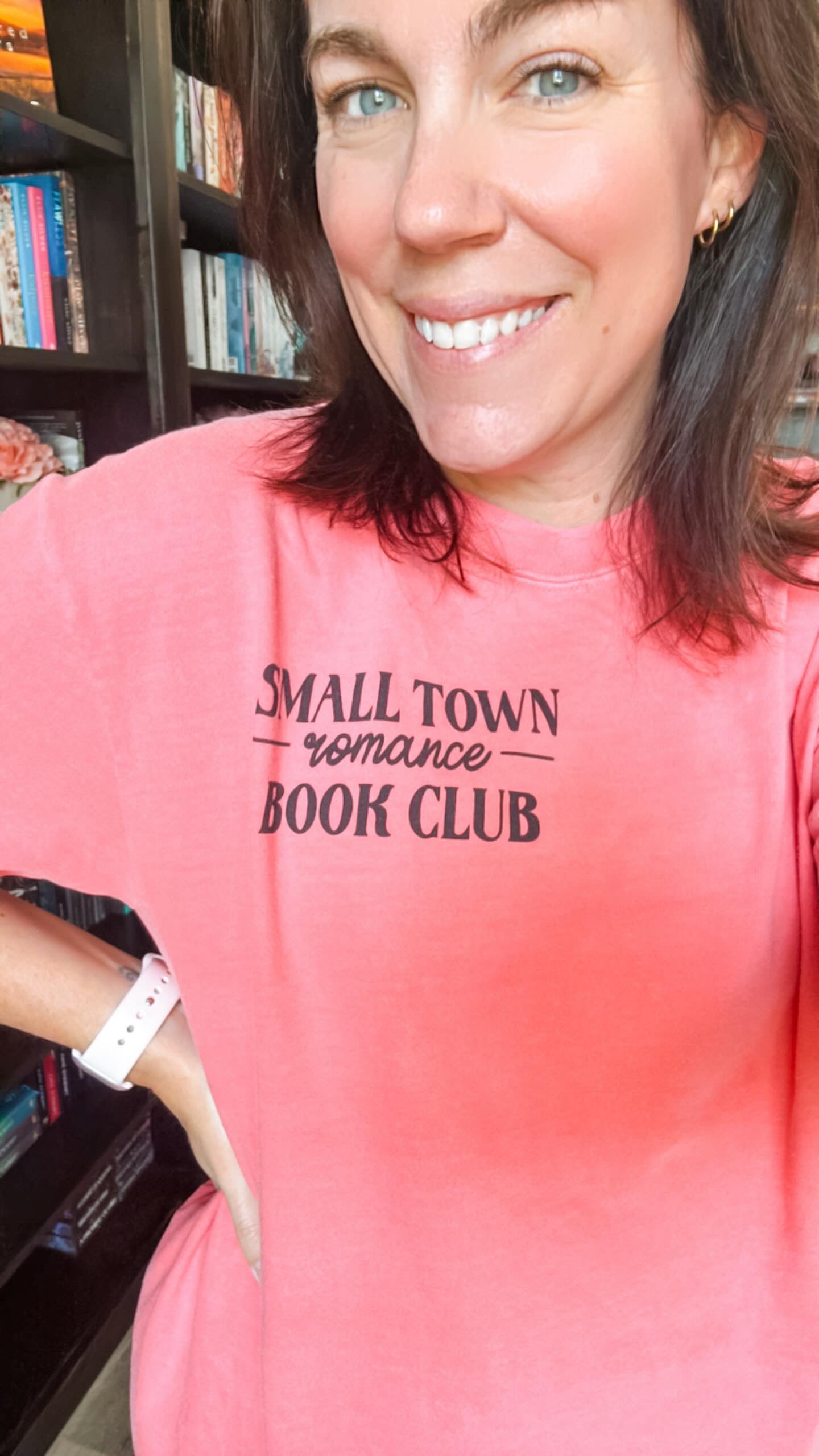 Small Town Romance Book Club heavyweight t-shirt