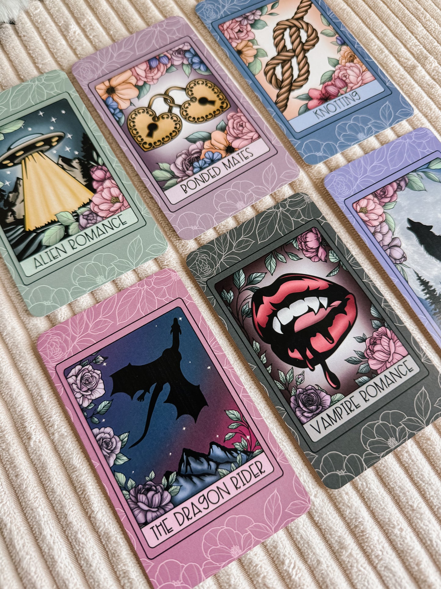 Choose Your Fate Halloween 2025 Tarot set