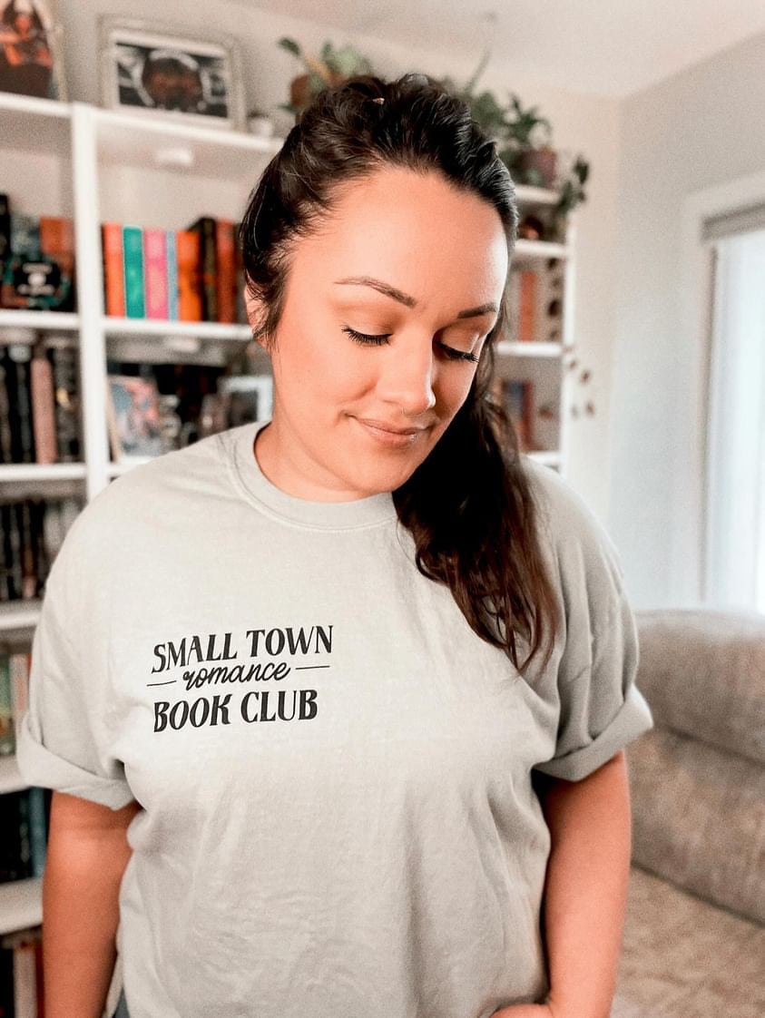 Small Town Romance Book Club heavyweight t-shirt