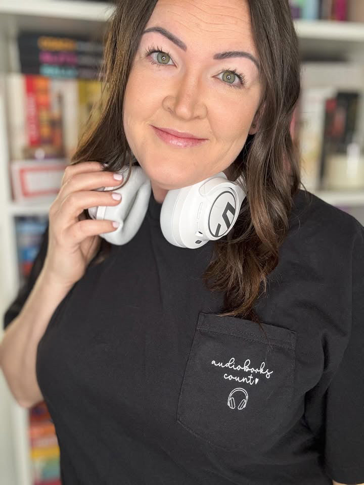 Audiobooks Count pocket t-shirt