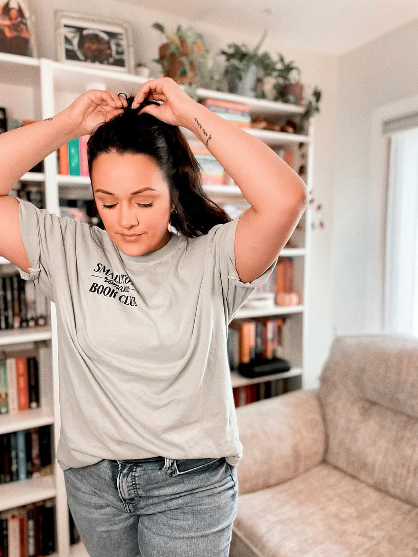 Small Town Romance Book Club heavyweight t-shirt