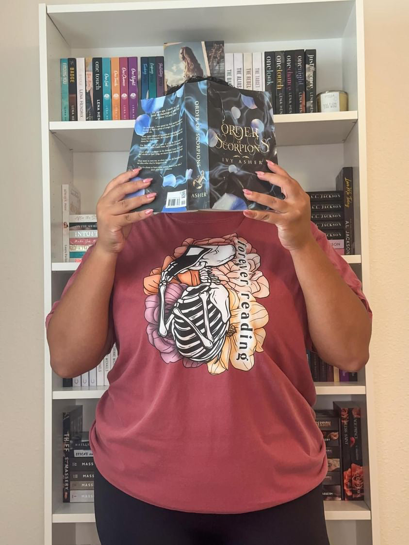 Forever Reading heavyweight t-shirt
