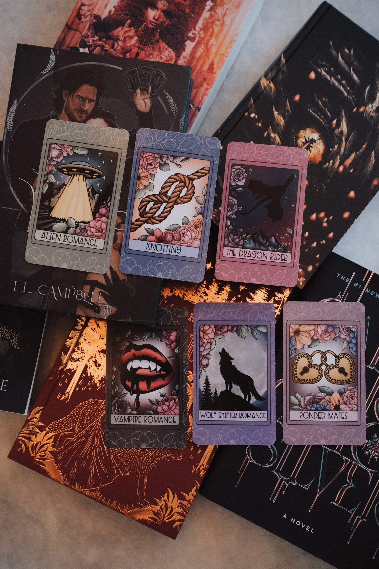 Choose Your Fate Halloween 2025 Tarot set