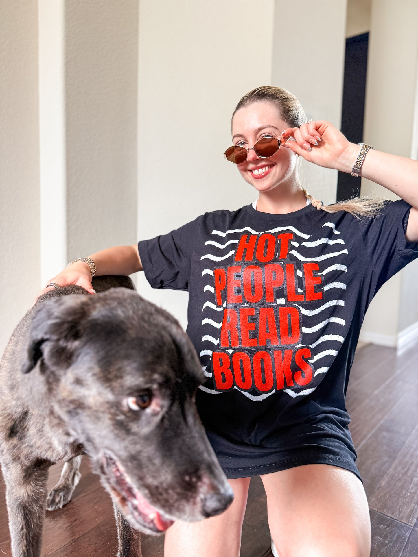 Hot People Read Books t-shirt