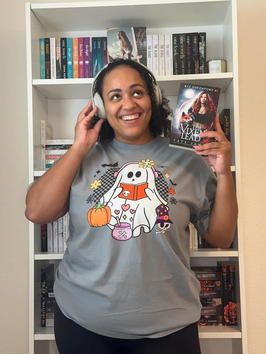 Ghost Audiobook Reader heavyweight t-shirt