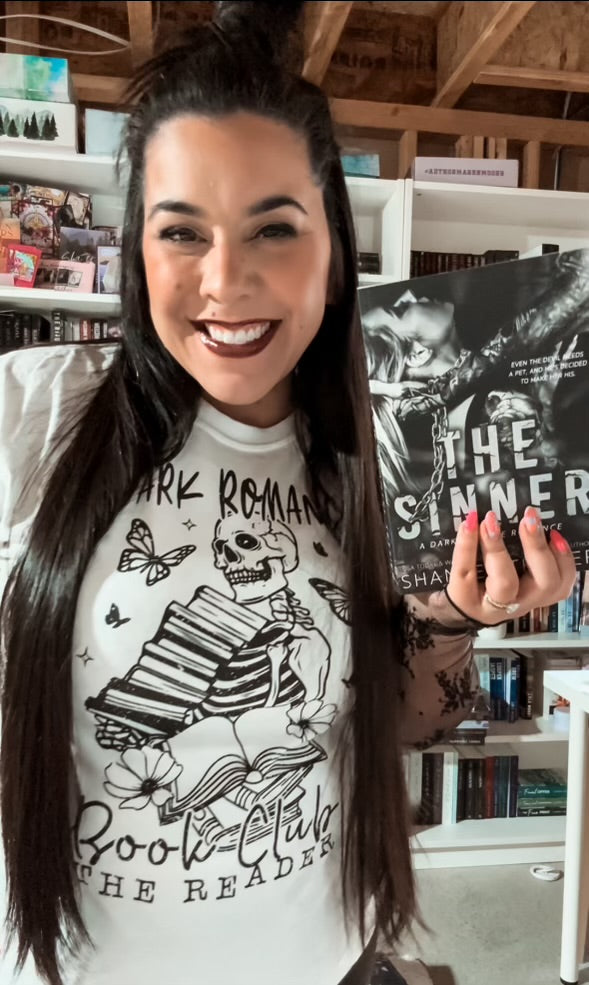 Dark Romance Book Club | The Reader heavyweight t-shirt