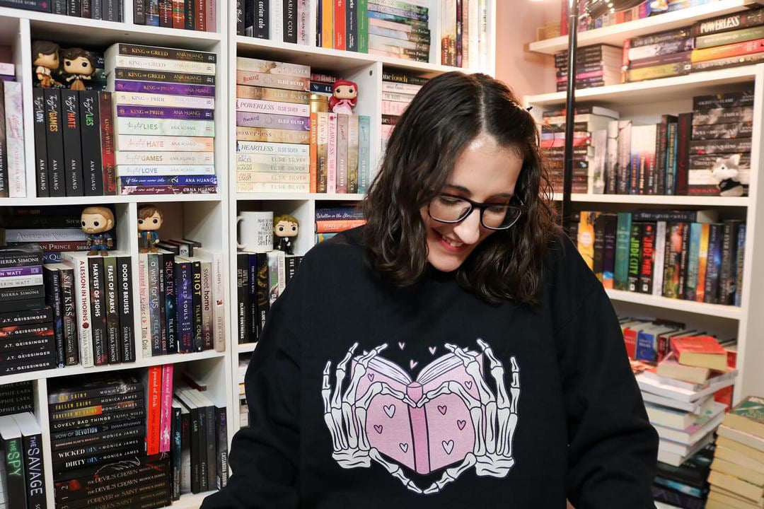 Skeleton Heart Hands Valentines Unisex Sweatshirt