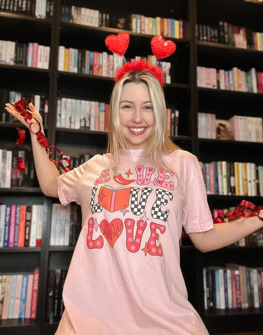 LOVE Valentines Unisex t-shirt