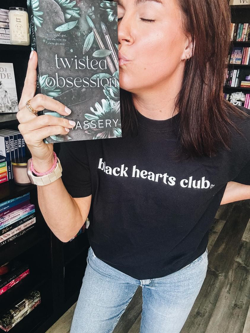 Black Hearts Club heavyweight t-shirt