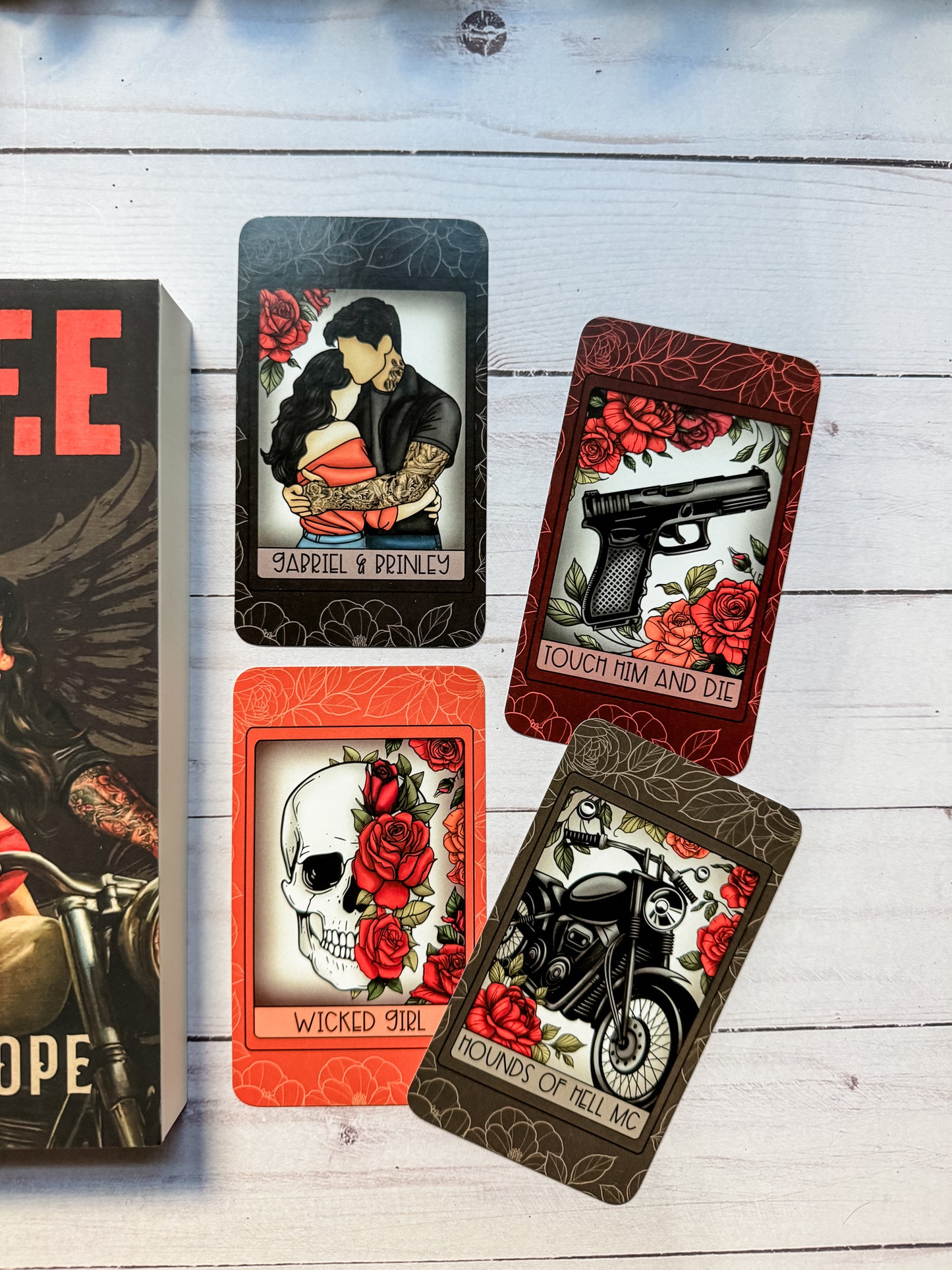 Wolfe by Paisley Hope Tarot Card Set