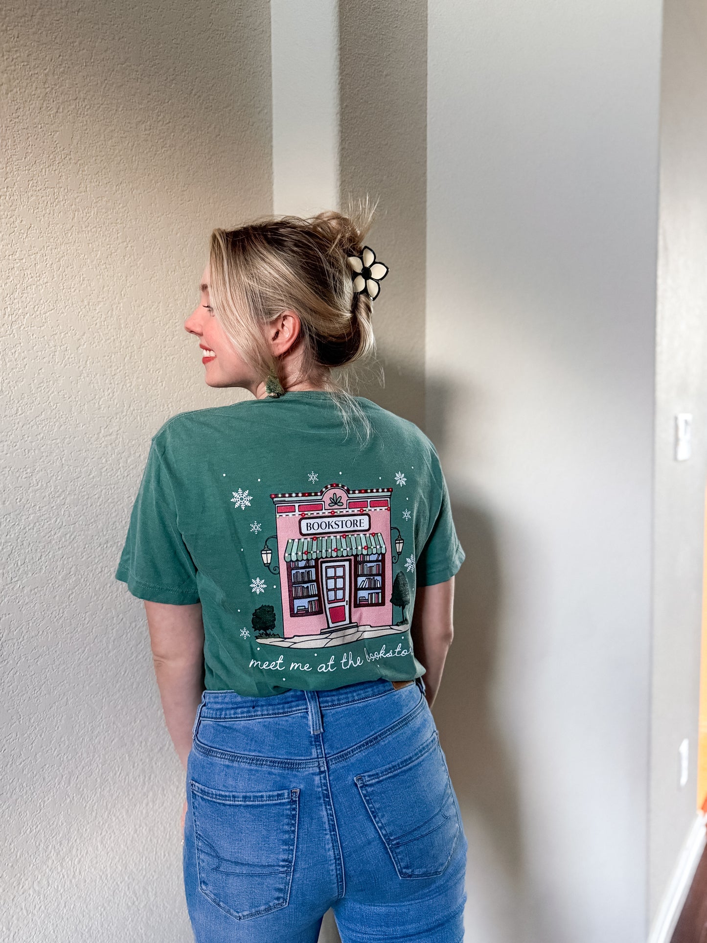 Meet Me at the Bookstore heavyweight t-shirt