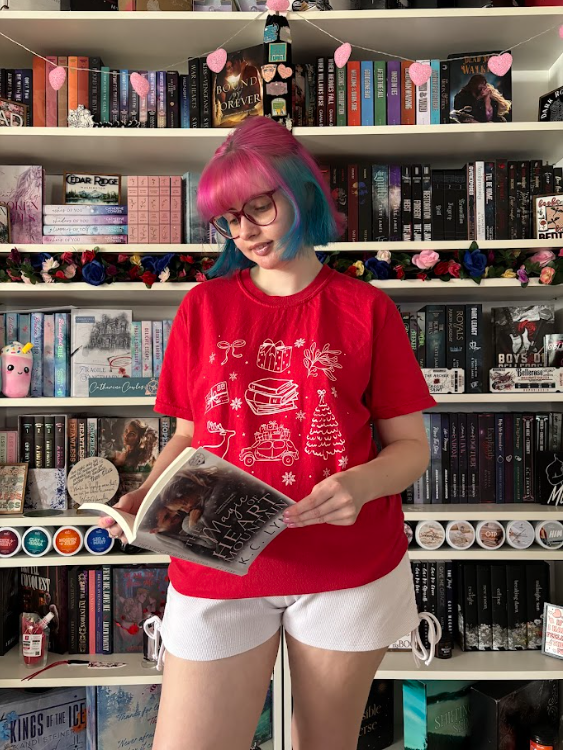 Christmas Icons heavyweight t-shirt